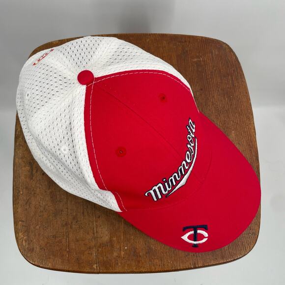 Minnesota Twins Baseball Hat Red White Mesh Dairy Queen Game Promo 2012 One Size - Picture 9 of 14